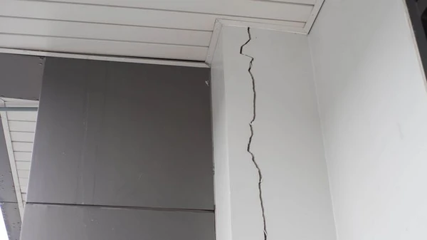 Perché si formano le crepe nei muri e come evitarle