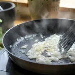 come-friggere-le-cipolle-in-modo-che-il-loro-aroma.webp.webp