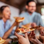 ordinare-la-pizza-con-consegna-a-domicilio-i-pro-del.webp.webp